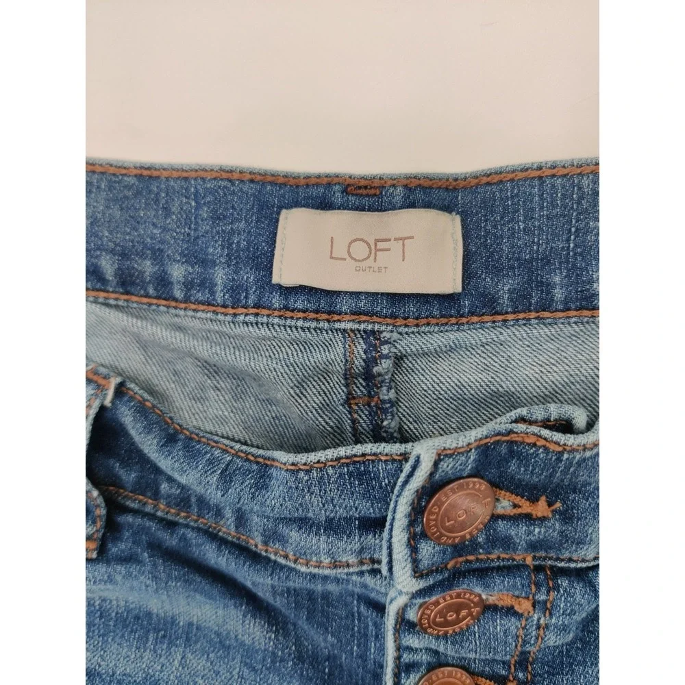 Loft Outlet Womens Denim‎ Shorts Medium Wash Button Fly Raw Hem Size 10